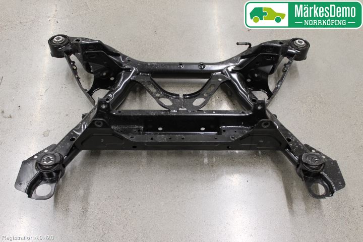 Volvo V60 19- Bakaxelbalk