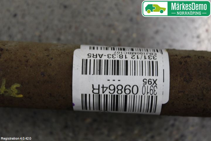 Renault MEGANE III 09-15 Drivaxel Fram Höger