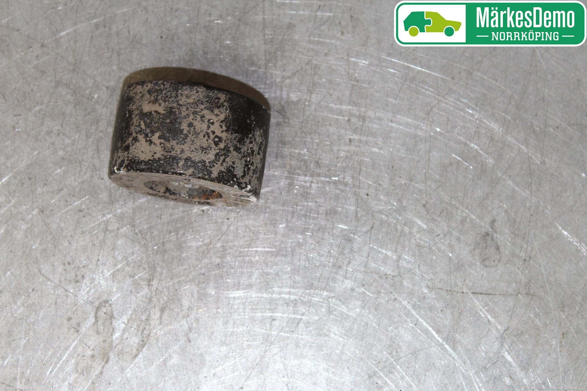 BMW 5 F10/F11/F18 09-17 Vibrationsdämpare