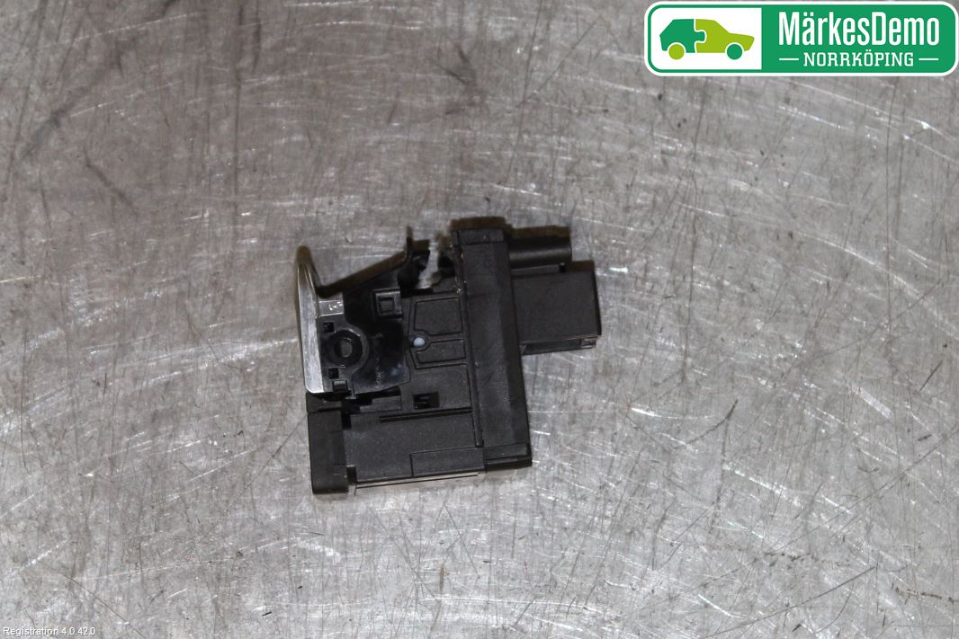 Audi A6/S6 4G 11-18 Strömställare Parkeringsbroms