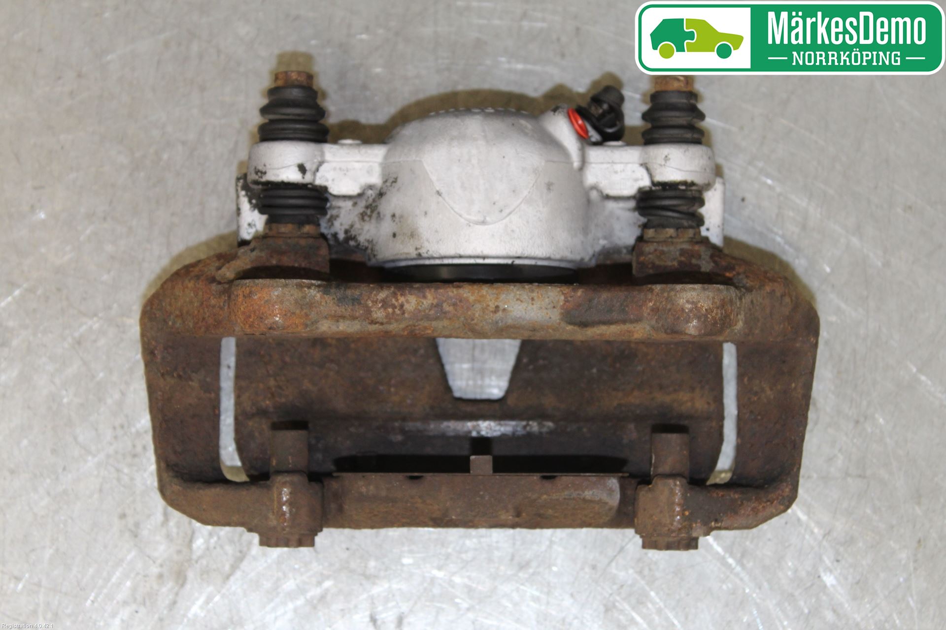 Audi Q5 09-16 Bromsok Fram Vänster