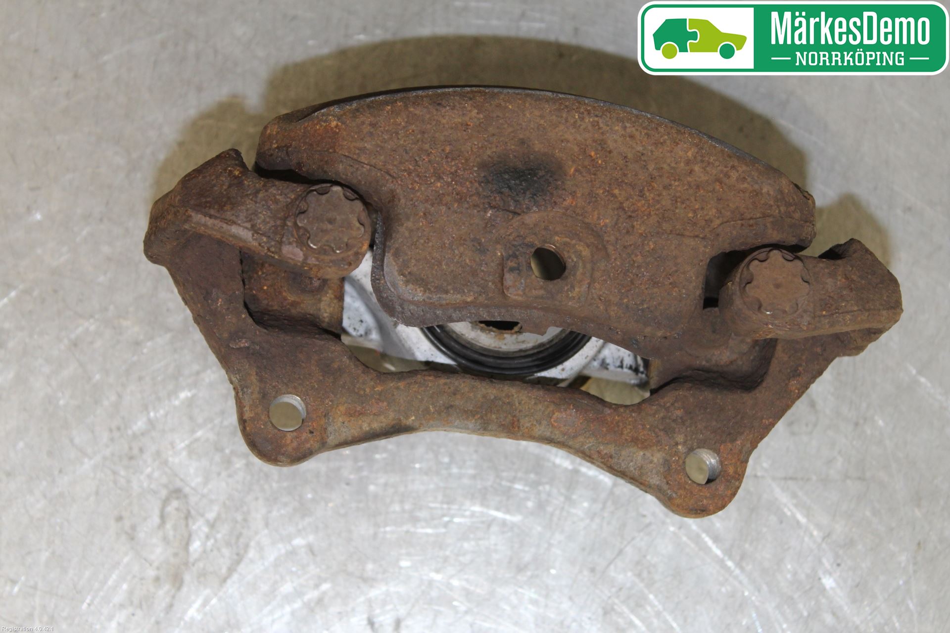 Audi Q5 09-16 Bromsok Fram Vänster