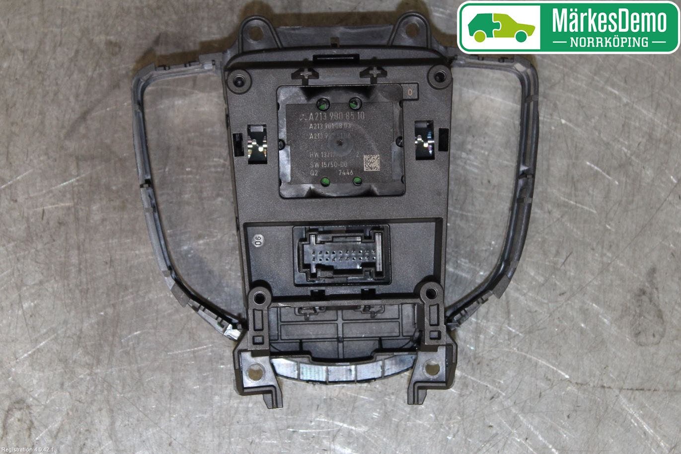 Mercedes-Benz MB E-KLASS (W213) 16-23 Strömställare Färddator