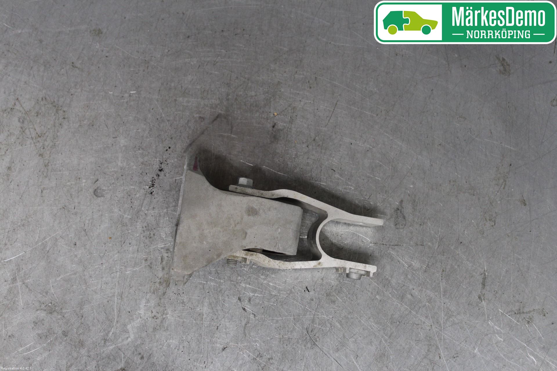 Volvo V90 17->> Motorkudde