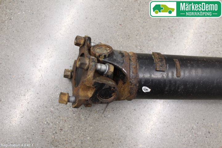 Nissan NAVARA 05-16 Mellanaxel Komp