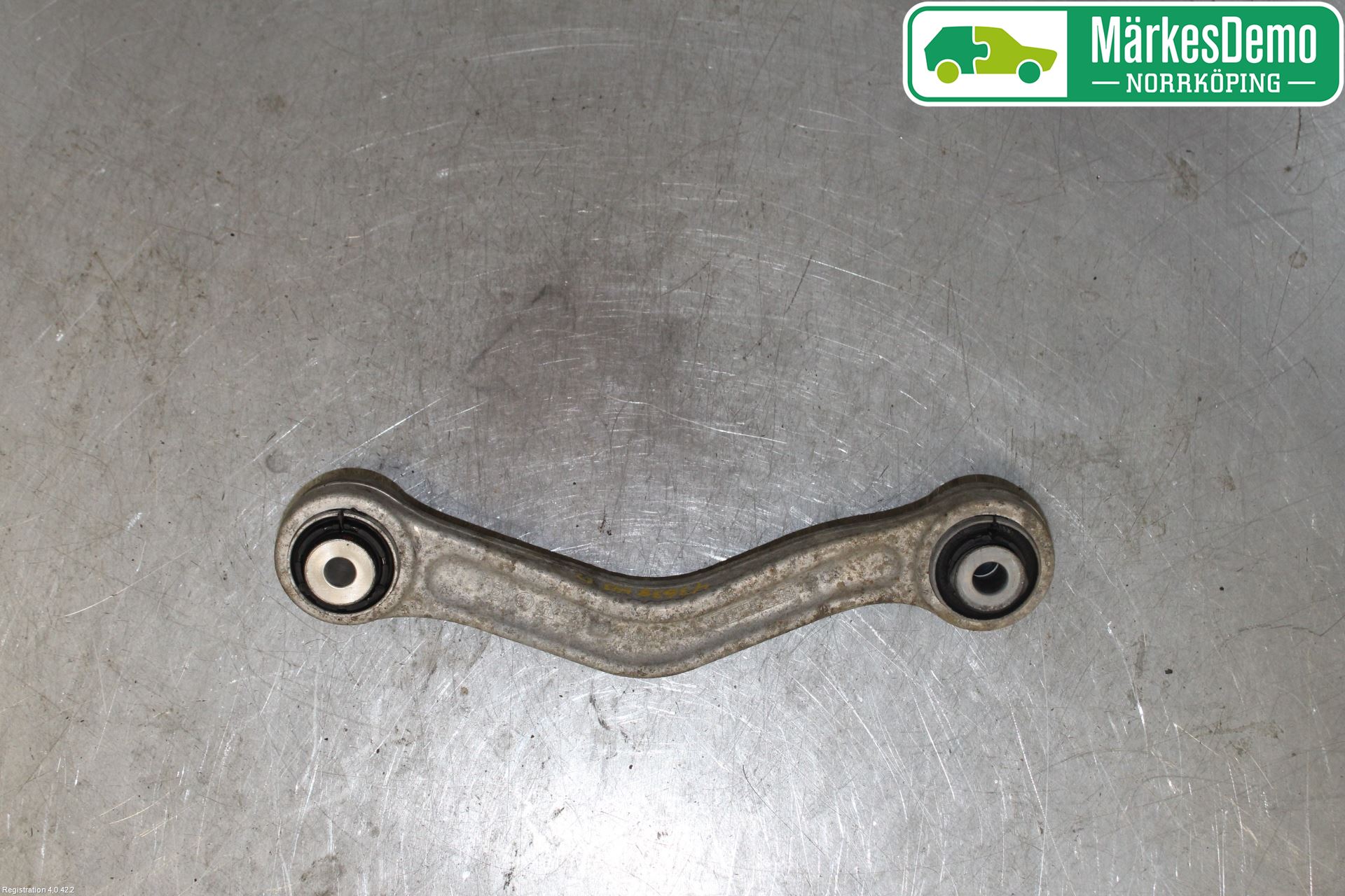 BMW 5 F10/F11/F18 09-17 Bärarm Bak Höger