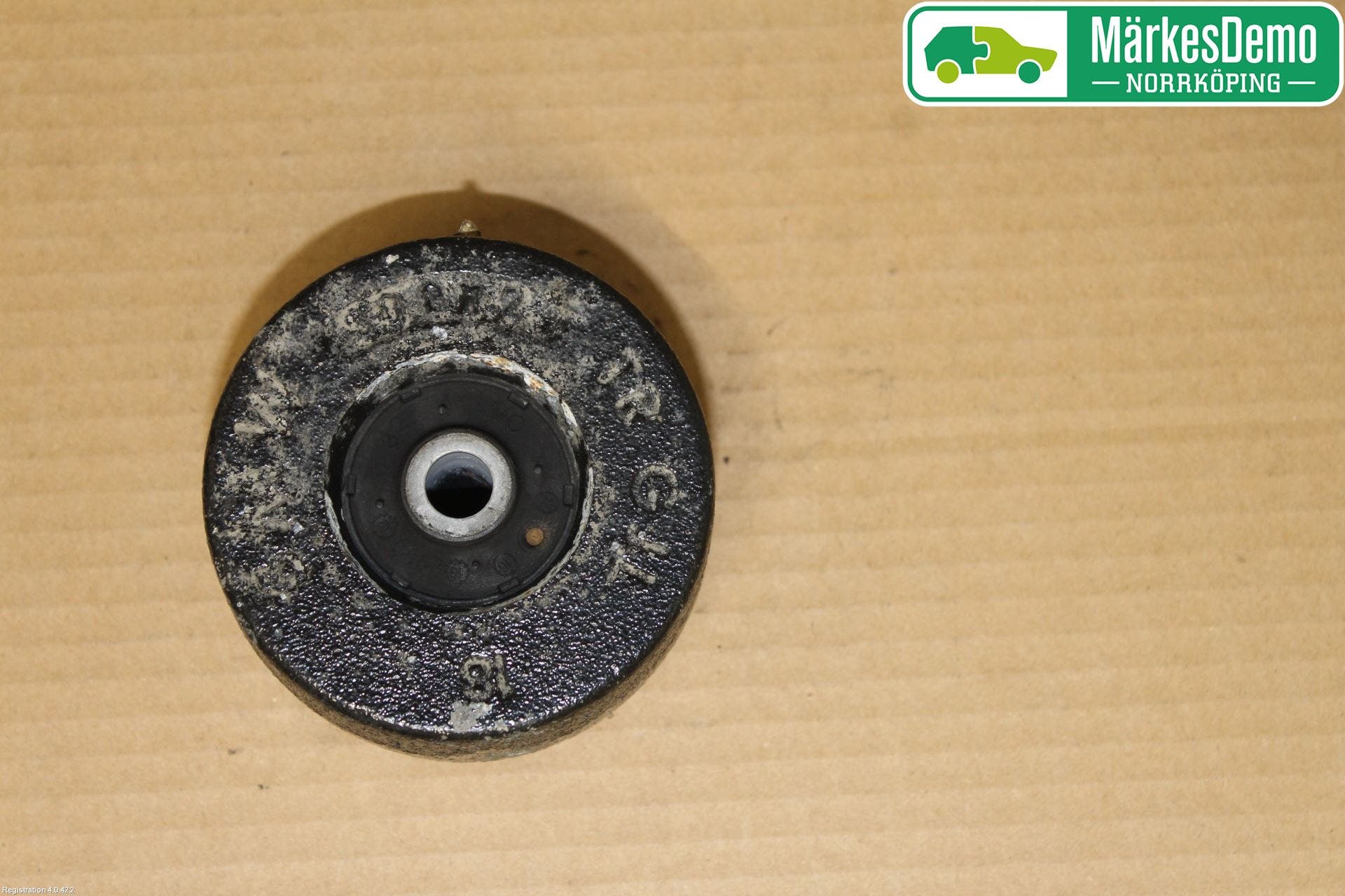 BMW 5 F10/F11/F18 09-17 Vibrationsdämpare