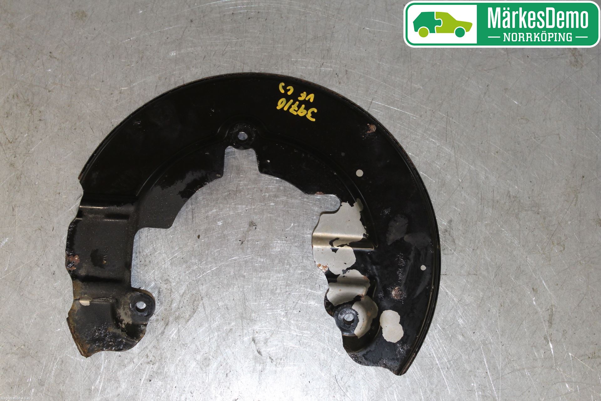 Volvo V40 12-19 Bromssköld Fram