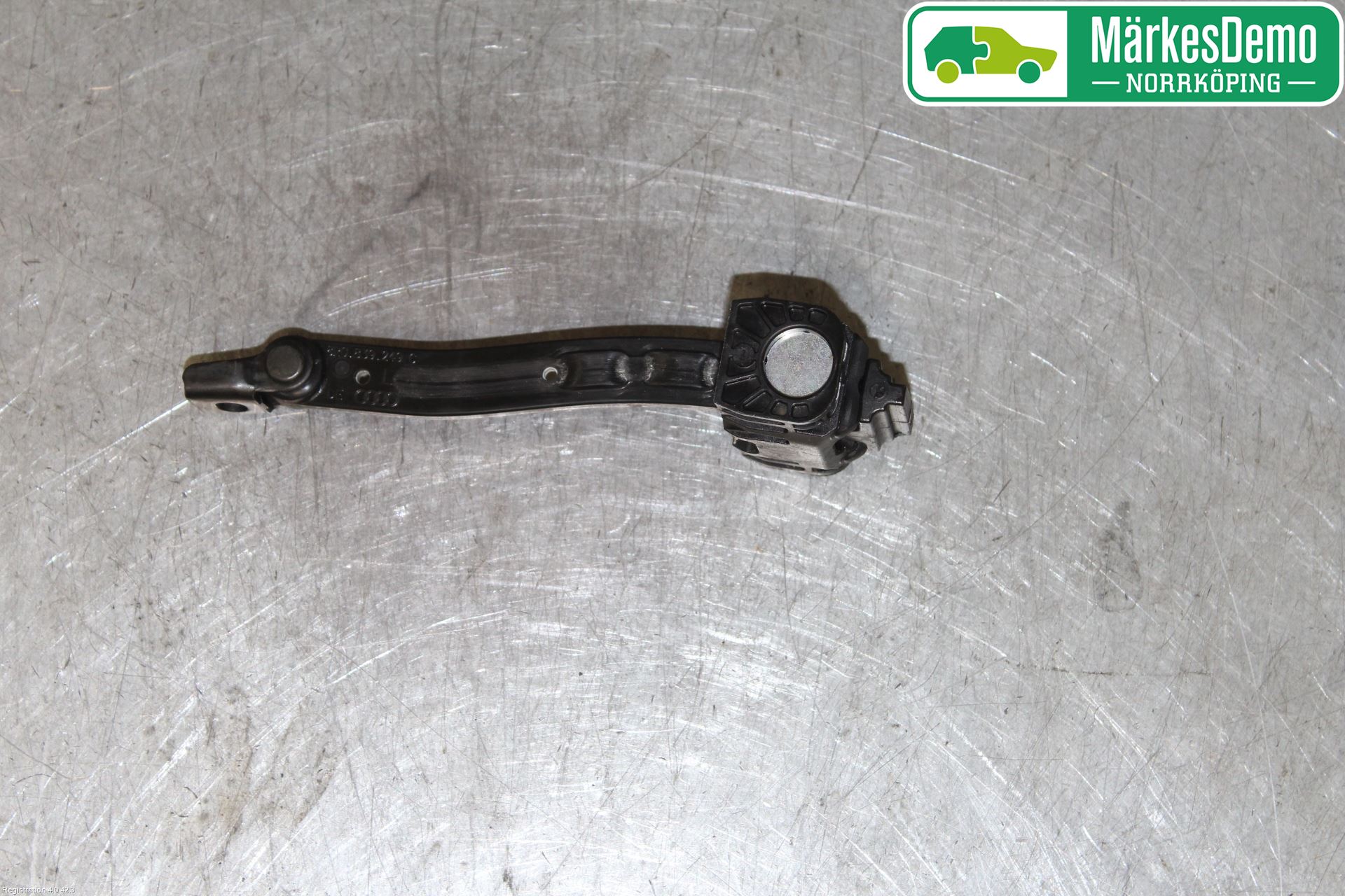 Audi Q5 09-16 Dörrstopp