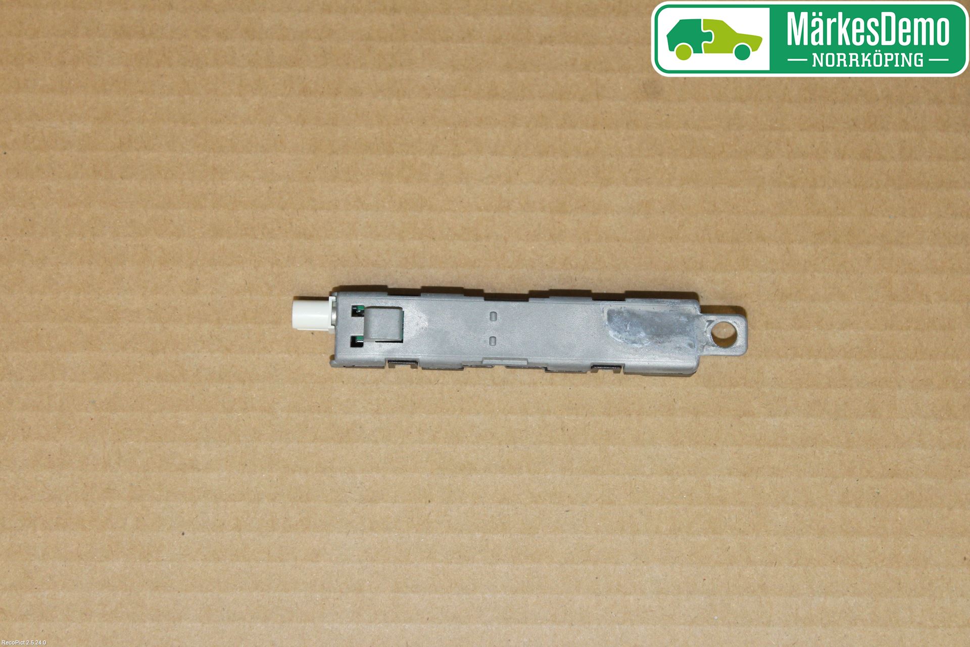 Audi Q5 09-16 Antennförstärkare