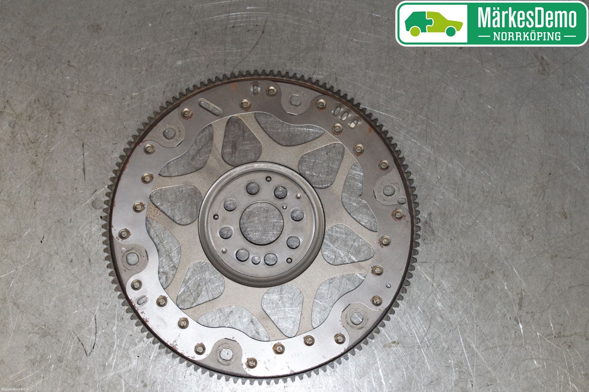 BMW 3 F30/F31/F80 12-19 Svänghjul Aut