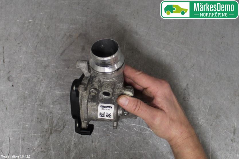 Dacia DUSTER 10-17 Injspjällhus