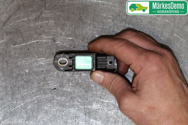 Dacia DUSTER 10-17 Injstyrtrycksventil