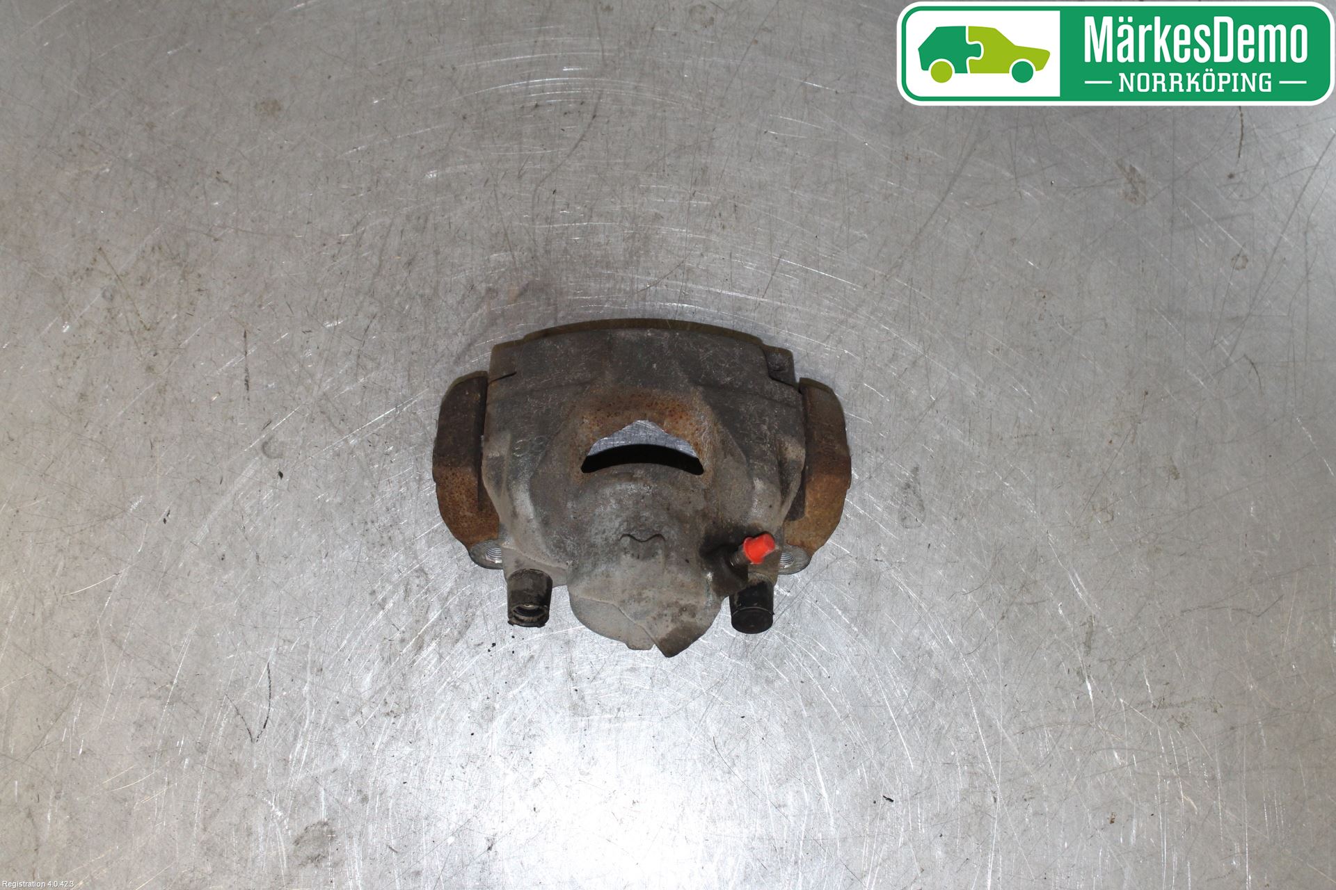 Dacia DUSTER 10-17 Bromsok Fram Höger