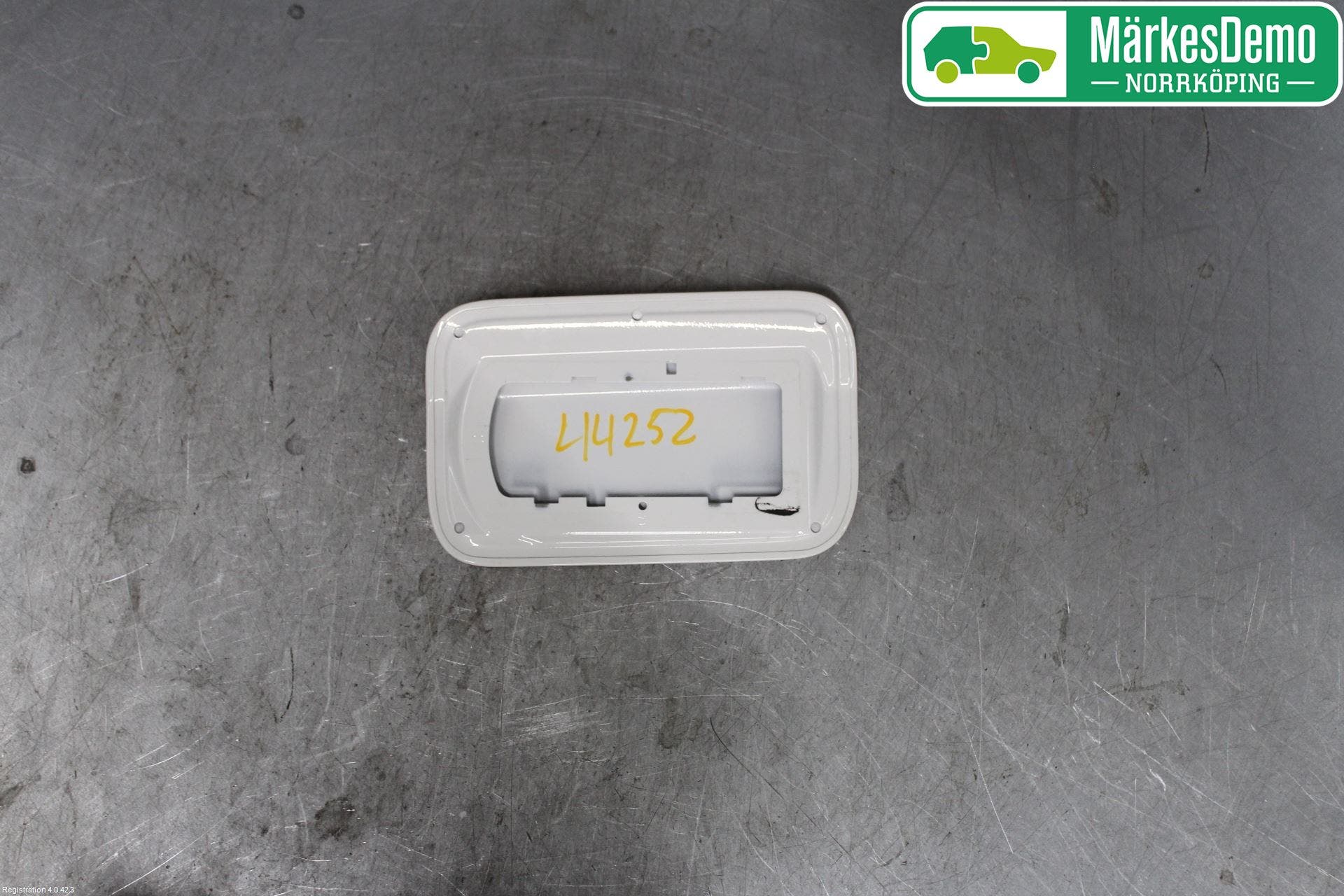 BMW 3 F30/F31/F80 12-19 Tanklucka