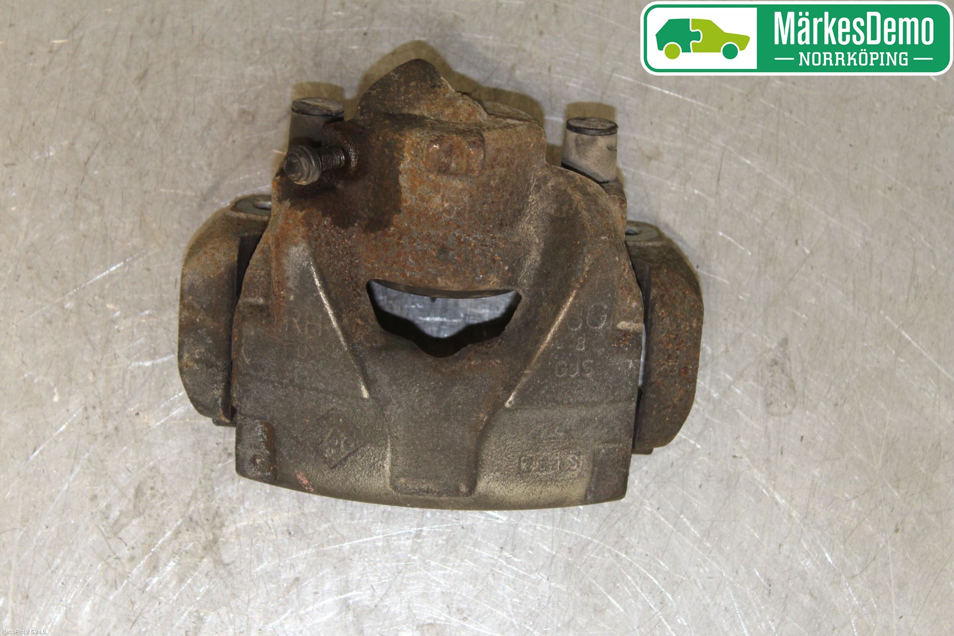 Renault CAPTUR 13-19 Bromsok Fram Höger