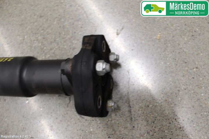 BMW 3 F30/F31/F80 12-19 Mellanaxel Komp