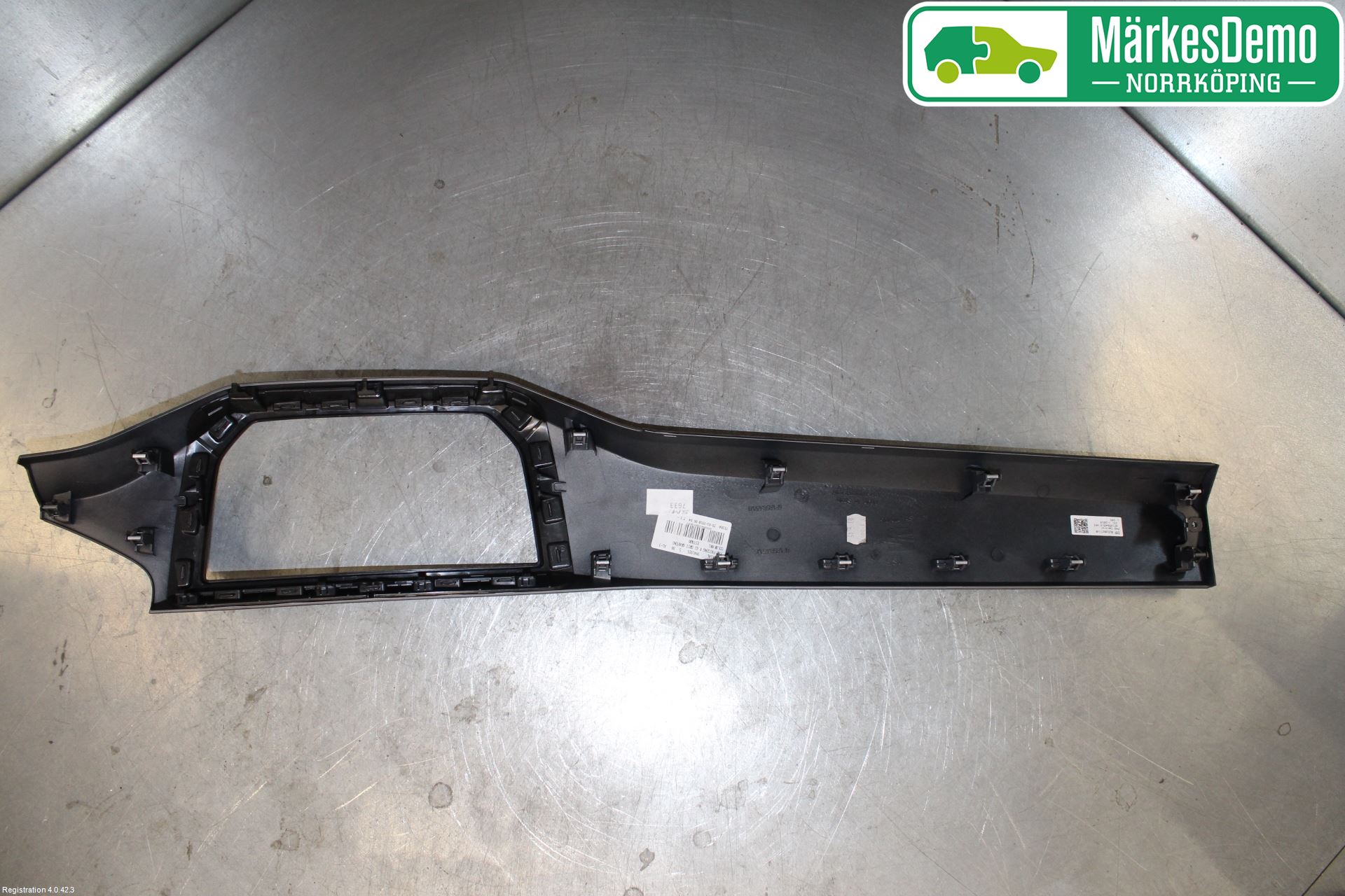 Seat IBIZA V 17-20 Instrument-Radio Sarg