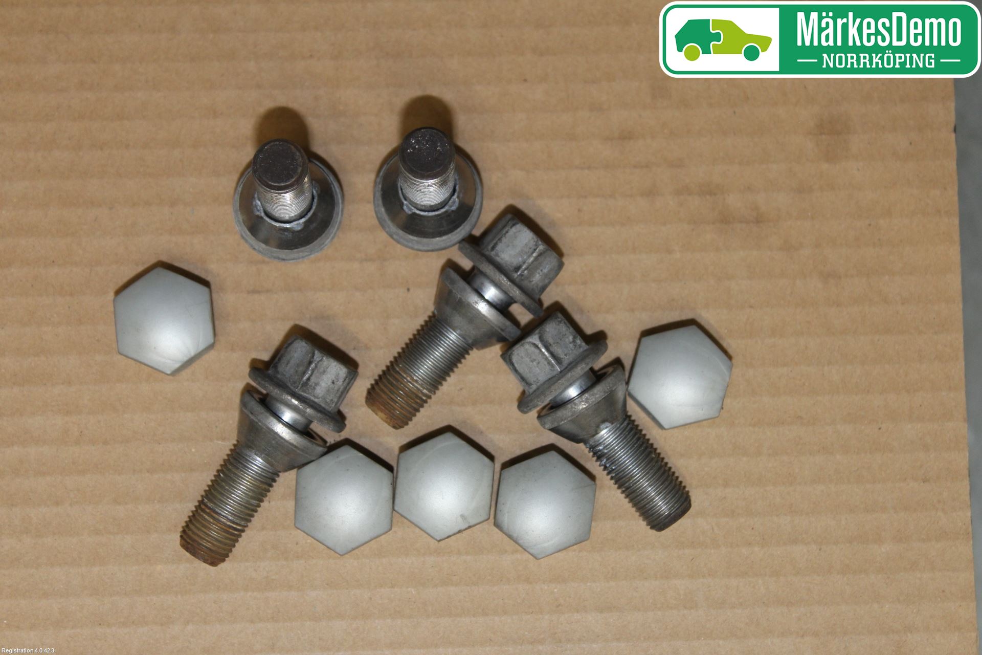 Volvo XC60 14-17 Hjulmutter-Bult-Sats