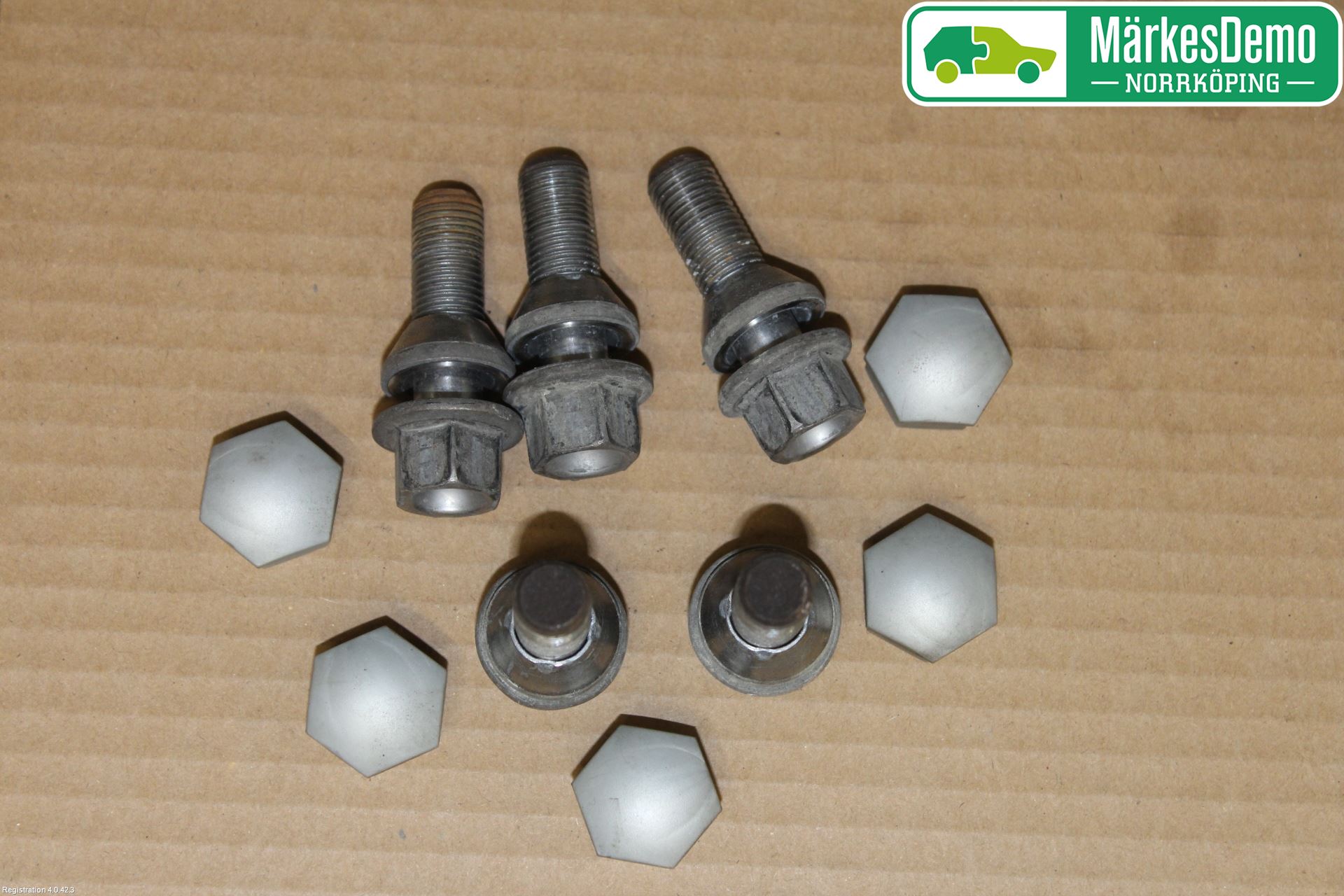 Volvo XC60 14-17 Hjulmutter-Bult-Sats