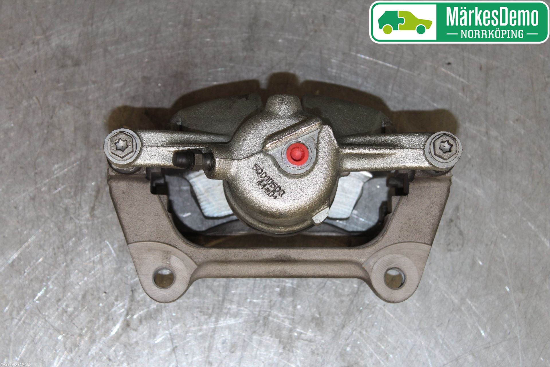 Volkswagen VW PASSAT 15-19 Bromsok Fram Vänster