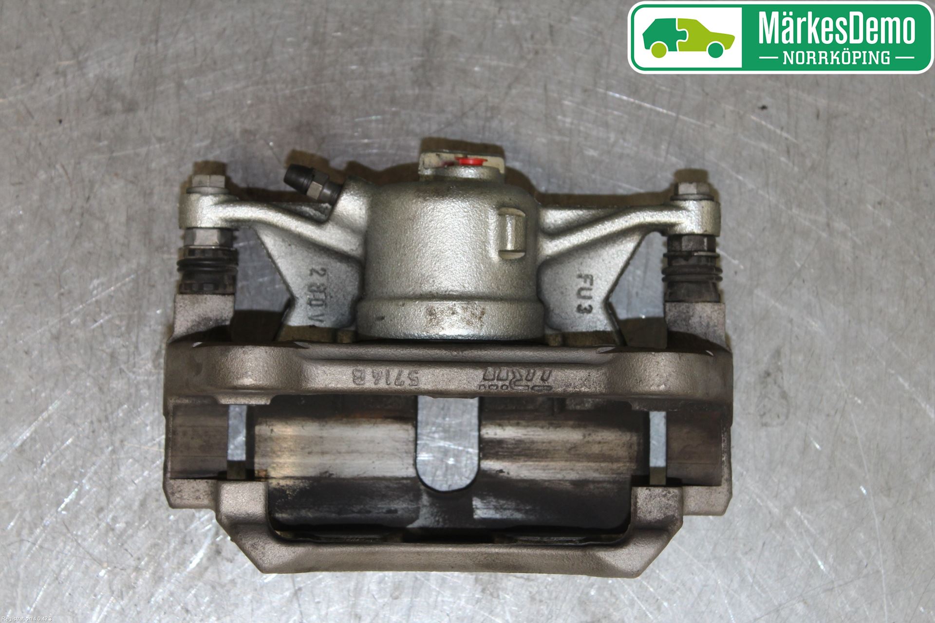 Volkswagen VW PASSAT 15-19 Bromsok Fram Vänster