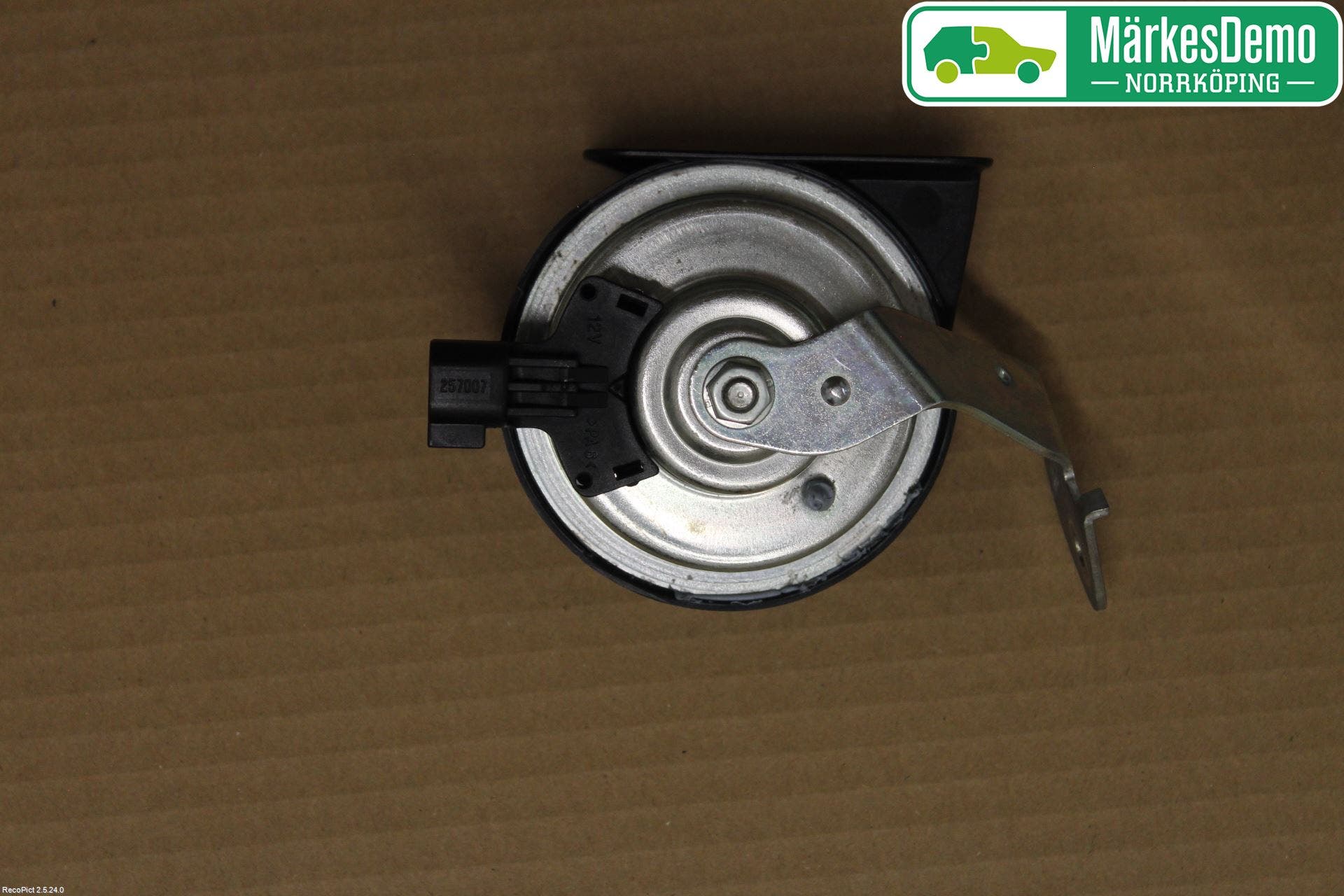 Volvo V40 12-19 Signalhorn