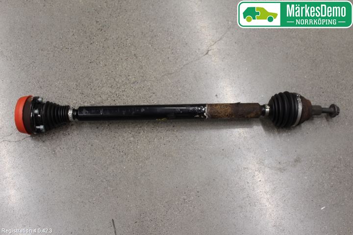 Volkswagen VW TOURAN 03-10 Drivaxel Fram Höger