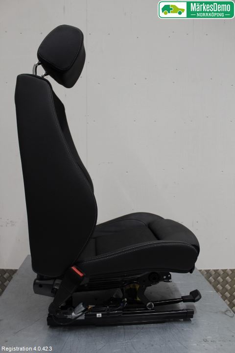 BMW X4 F26 14-18 Inredning Stol Fram Vä