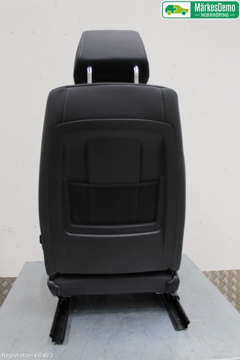 BMW X4 F26 14-18 Inredning Stol Fram Hö