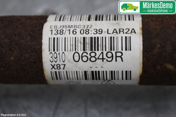 Renault CAPTUR 13-19 Drivaxel Fram Höger