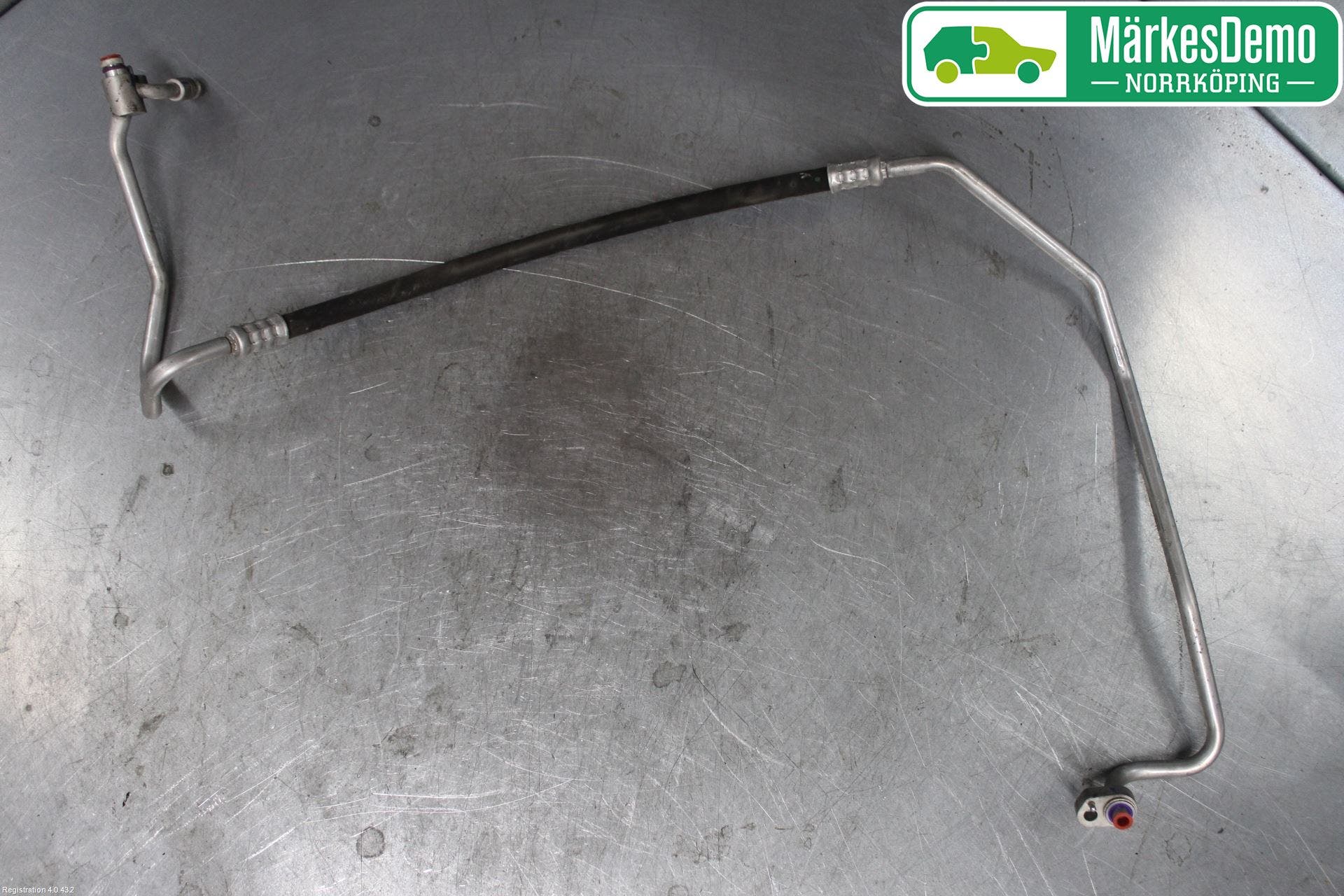 BMW 5 F10/F11/F18 09-17 Ac Slang-Rör