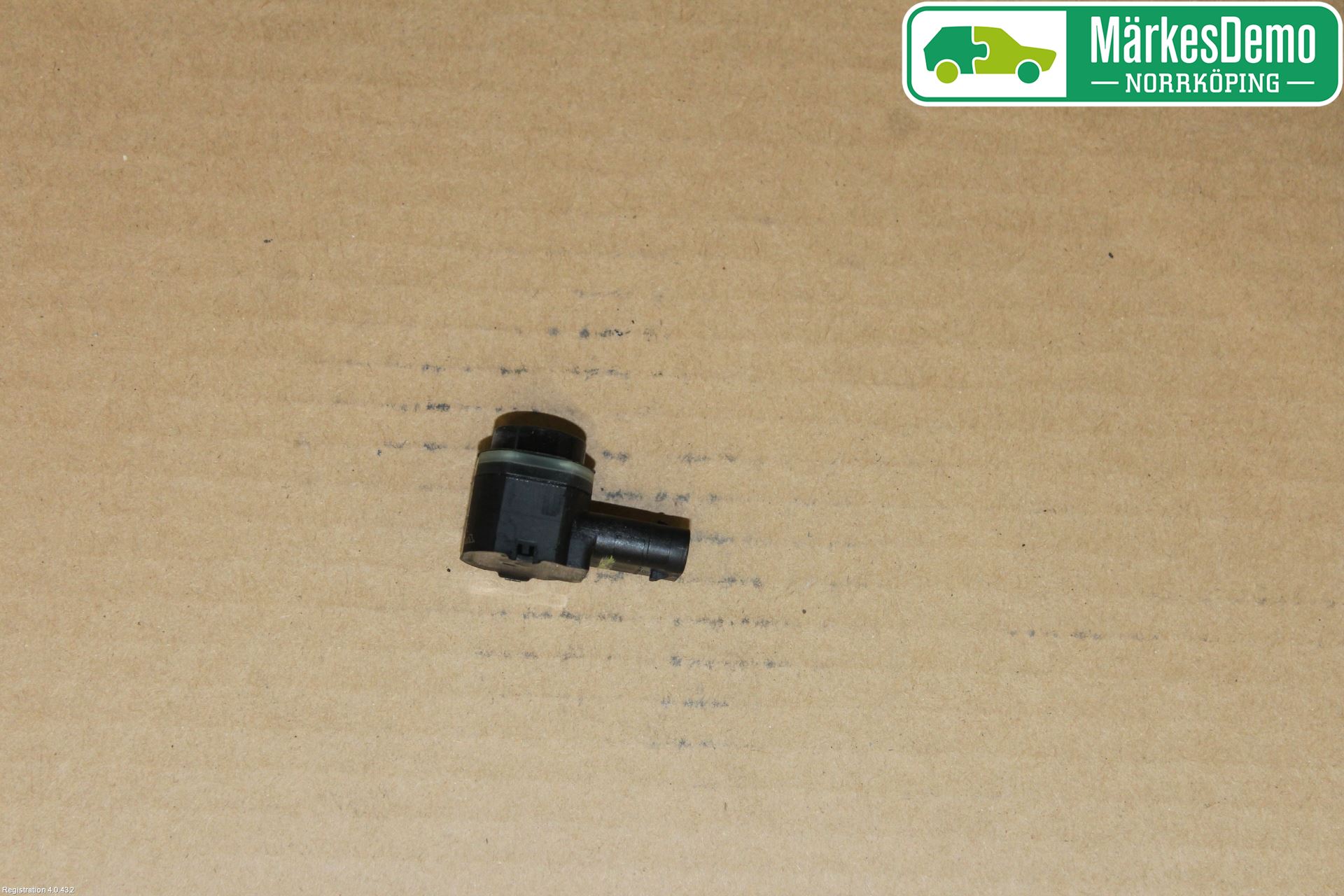Volvo V60 CROSS COUNTRY 16-18 Parkeringshjälp Backsensor