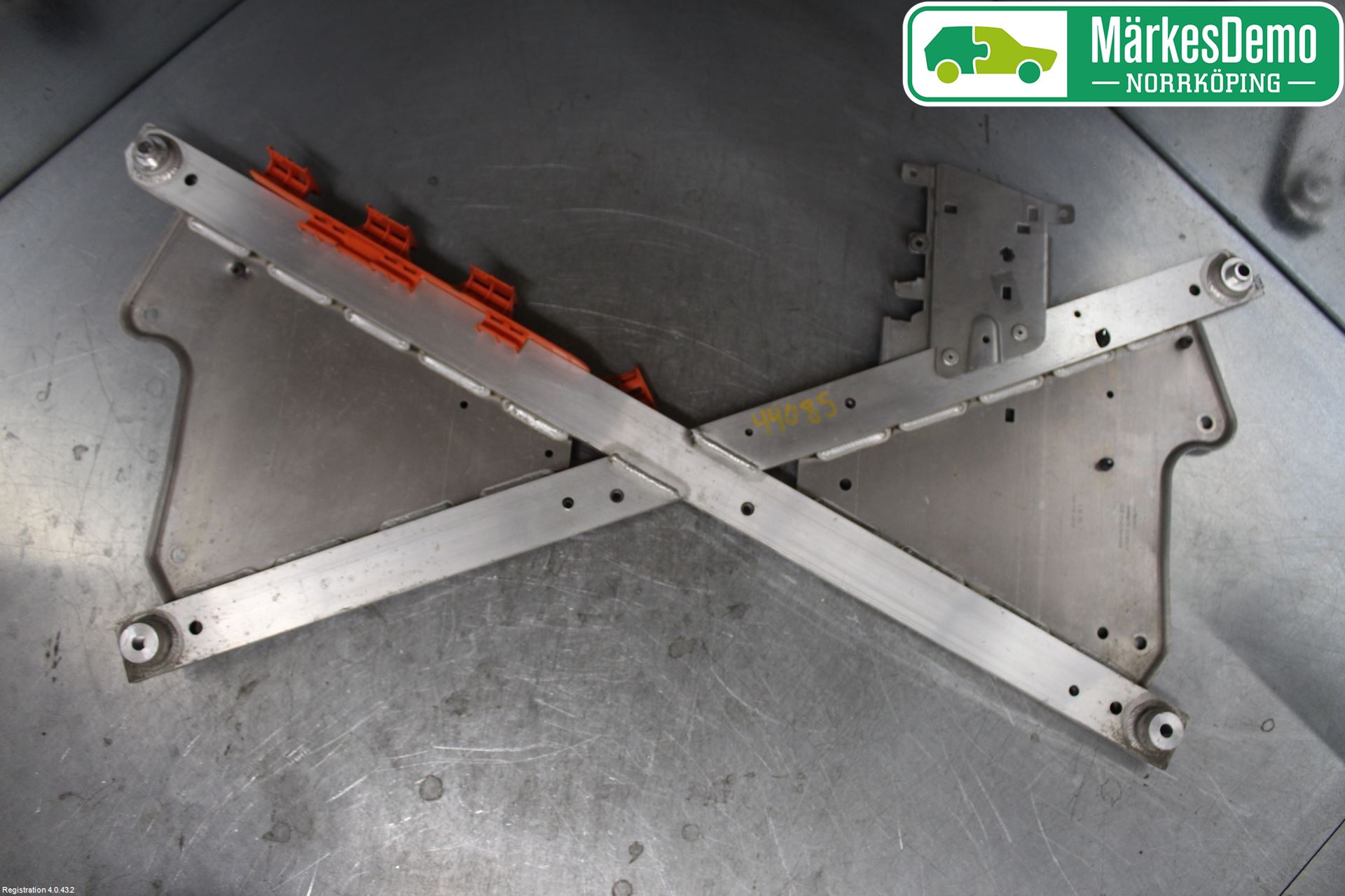 BMW i3 I01 13-22 Bakram-Fästbalk