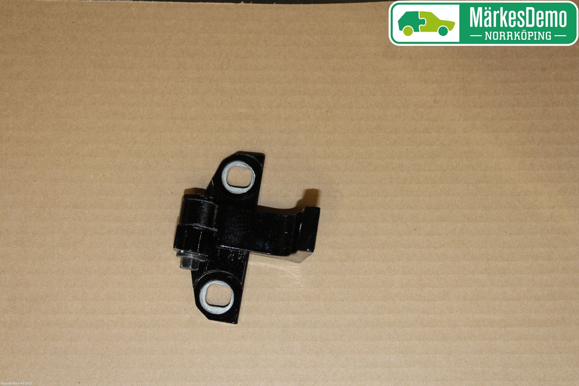 Volvo V60 14-18 Dörrgångjärn