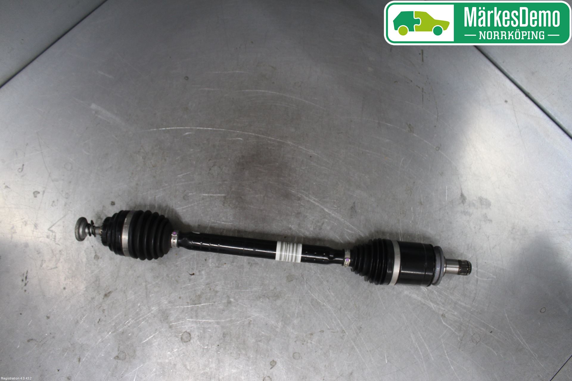 BMW i3 I01 13-22 Drivaxel Bak Vänster