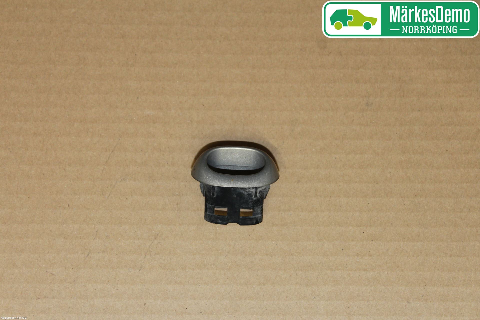 Volvo V70 05-08 Spolarmunstycke Strålkastare