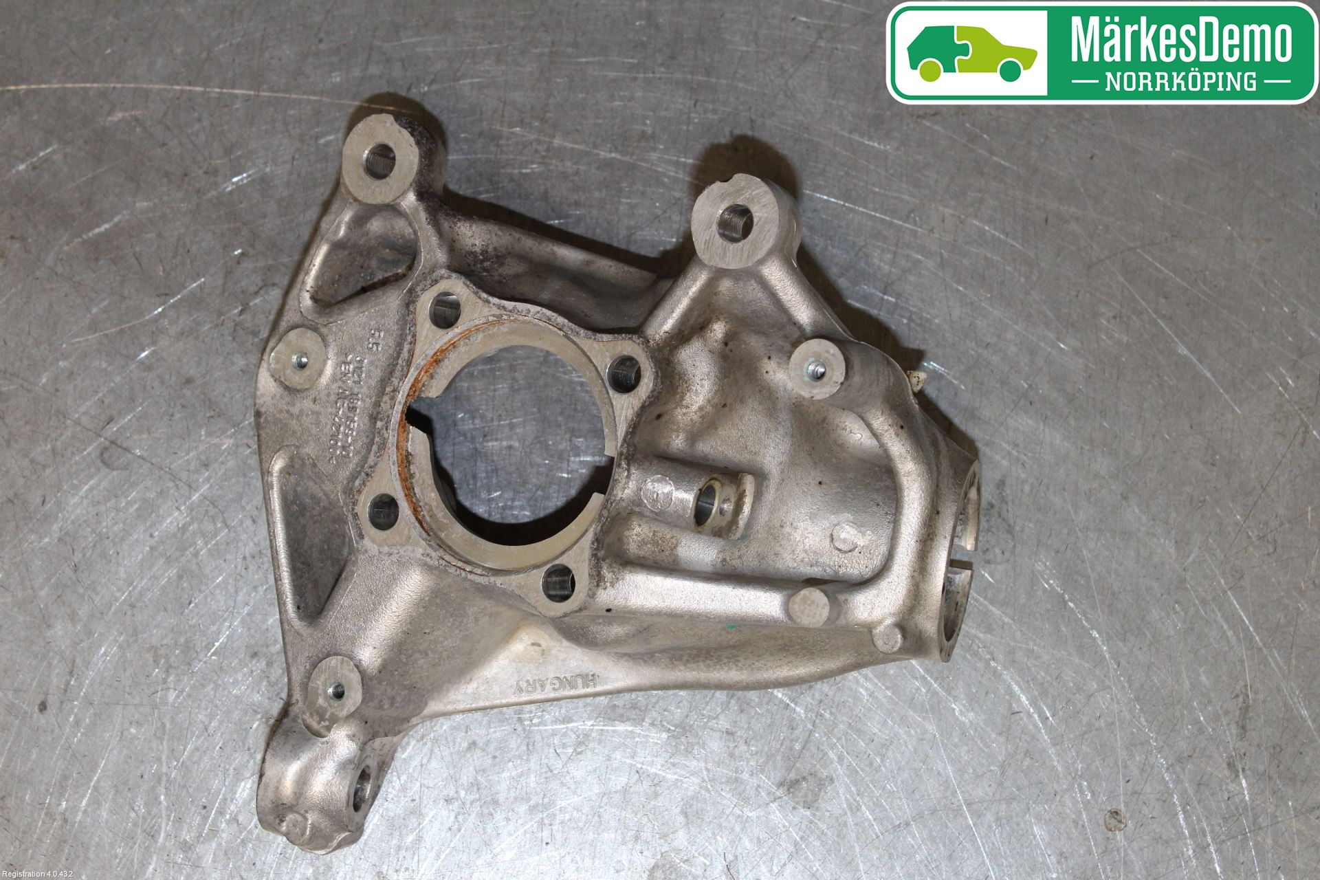 BMW i3 I01 13-22 Styrspindel Lagerhus Hö