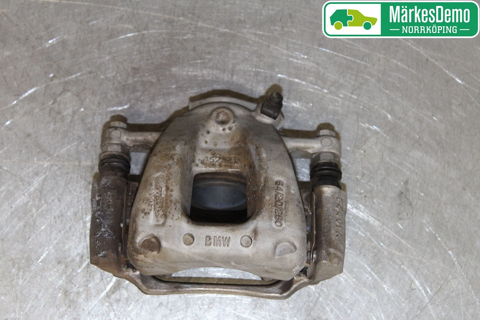 BMW i3 I01 13-22 Bromsok Fram Höger