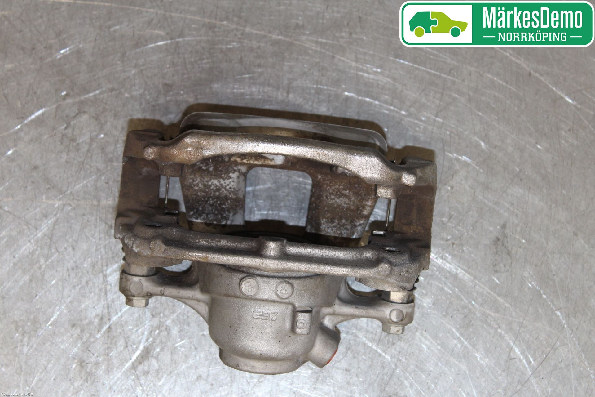 BMW i3 I01 13-22 Bromsok Fram Höger