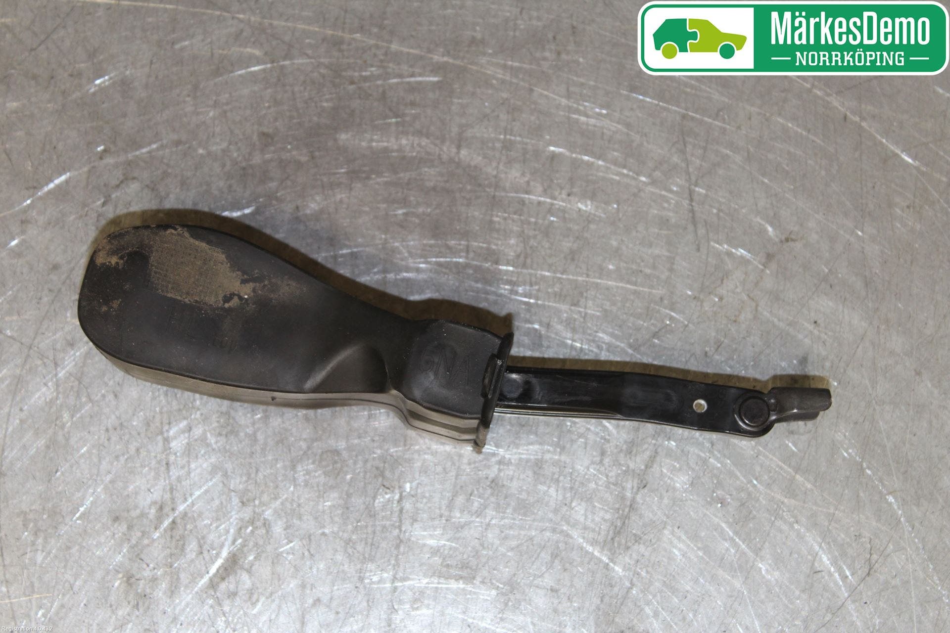 Volkswagen VW TIGUAN 16-24 Dörrstopp