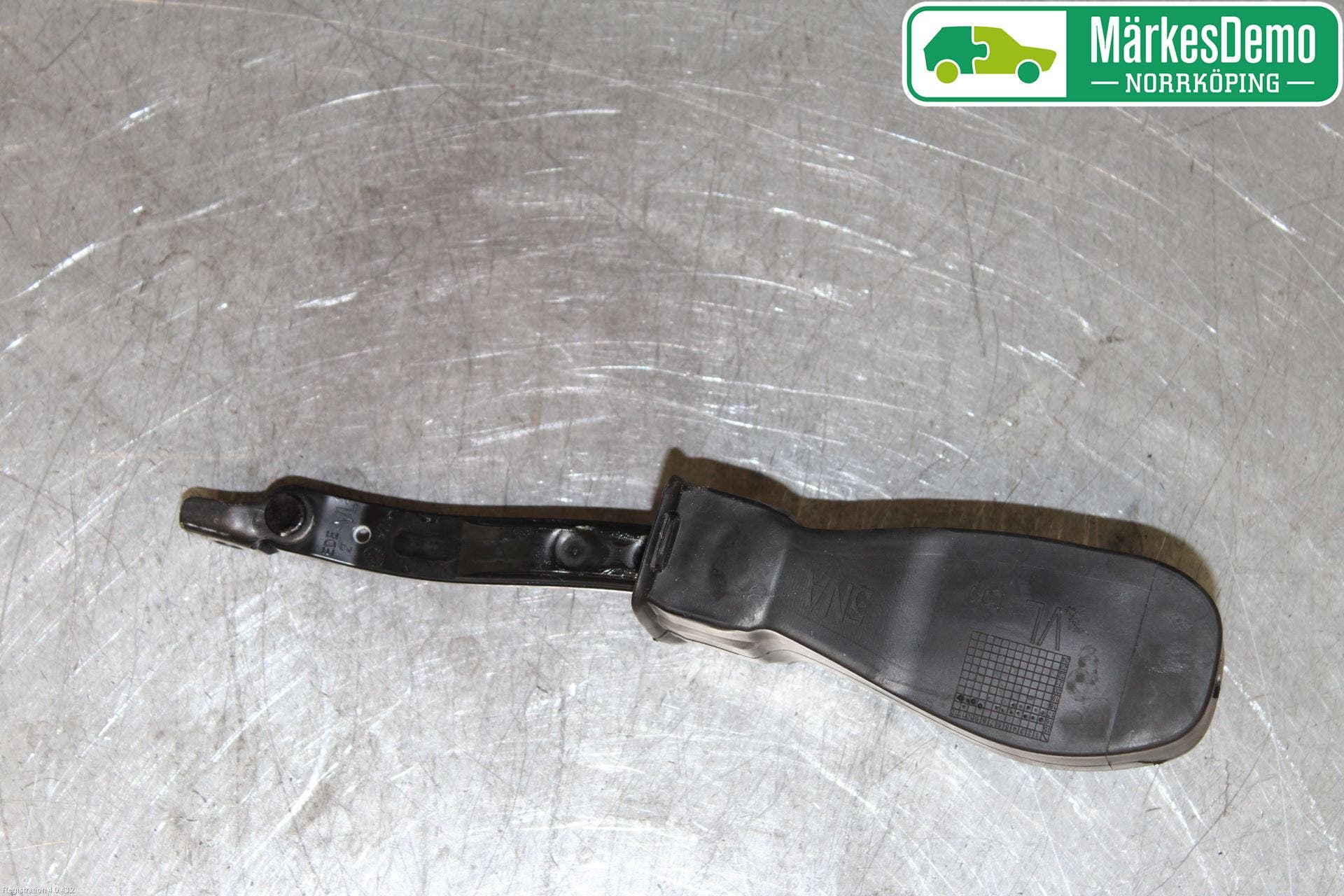 Volkswagen VW TIGUAN 16-24 Dörrstopp