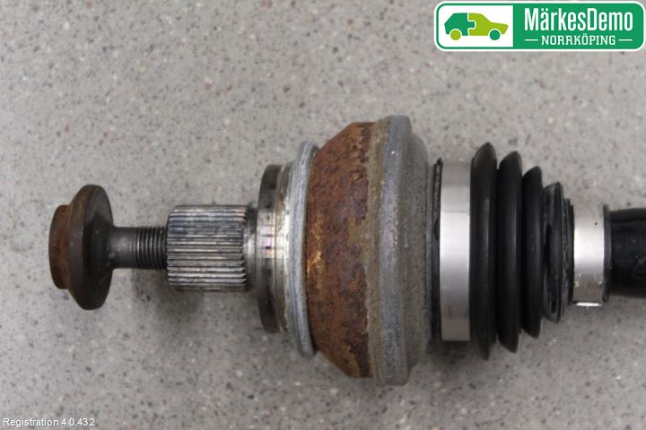 Audi A5 17- Drivaxel Bak Vänster