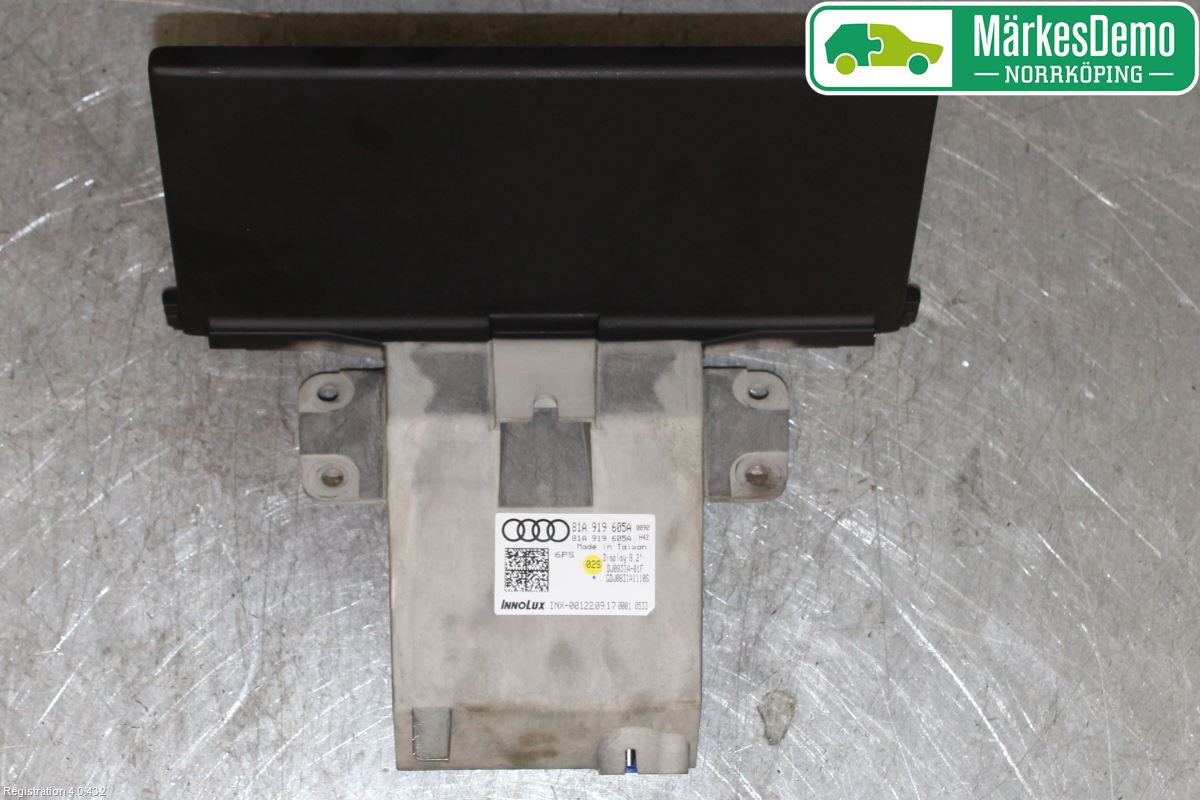 Audi Q2/SQ2 17- Bildskärm