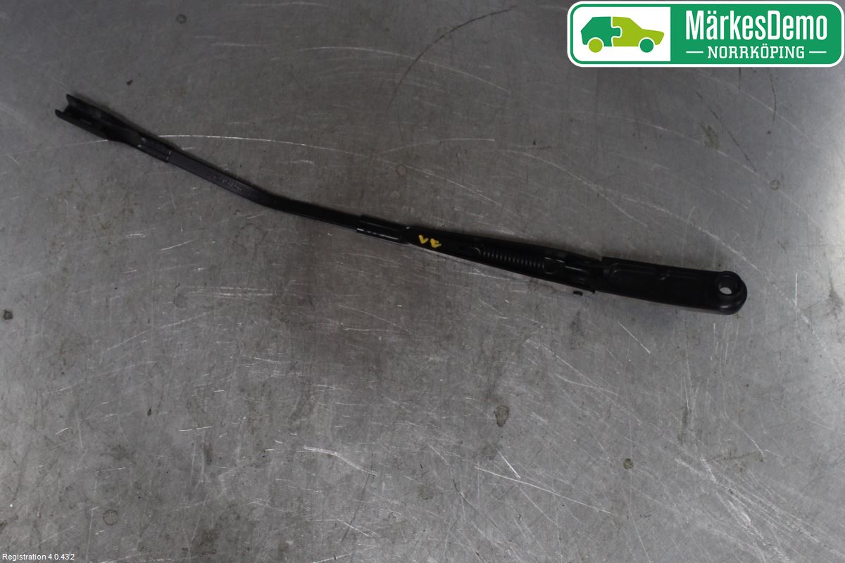 Audi Q2/SQ2 17- Torkararm Armar Vindruta