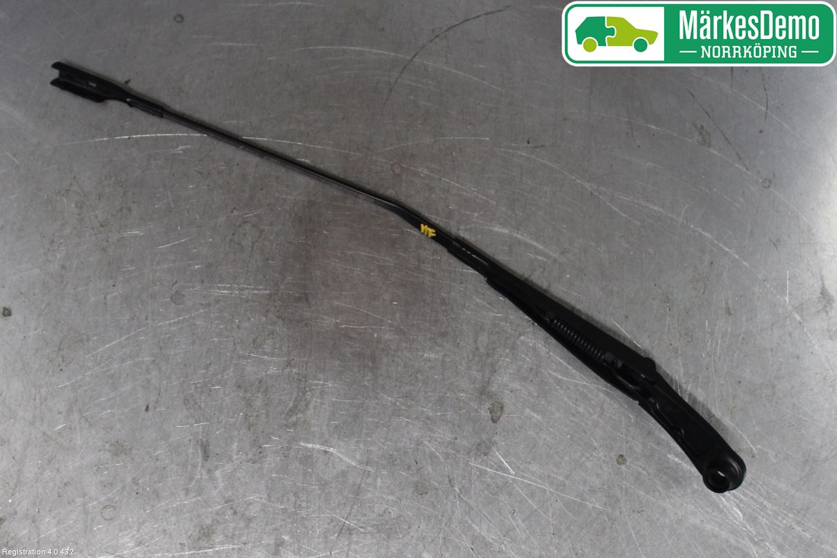 Audi Q2/SQ2 17- Torkararm Armar Vindruta