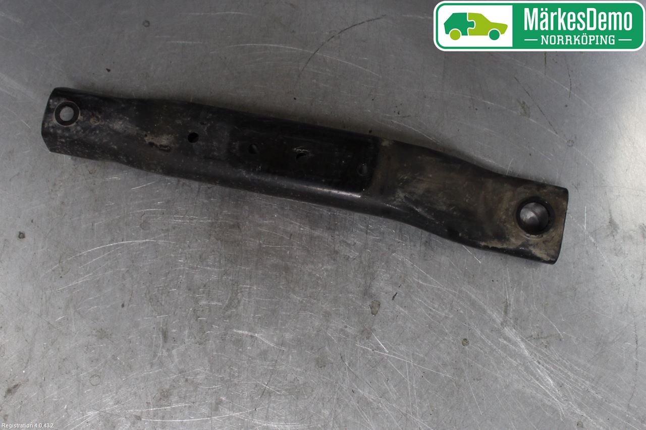 Volkswagen VW CRAFTER 06-16 Framvagnsbalk