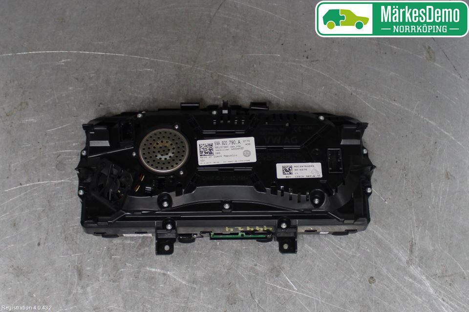 Volkswagen VW TIGUAN 16-24 Instrument Komb