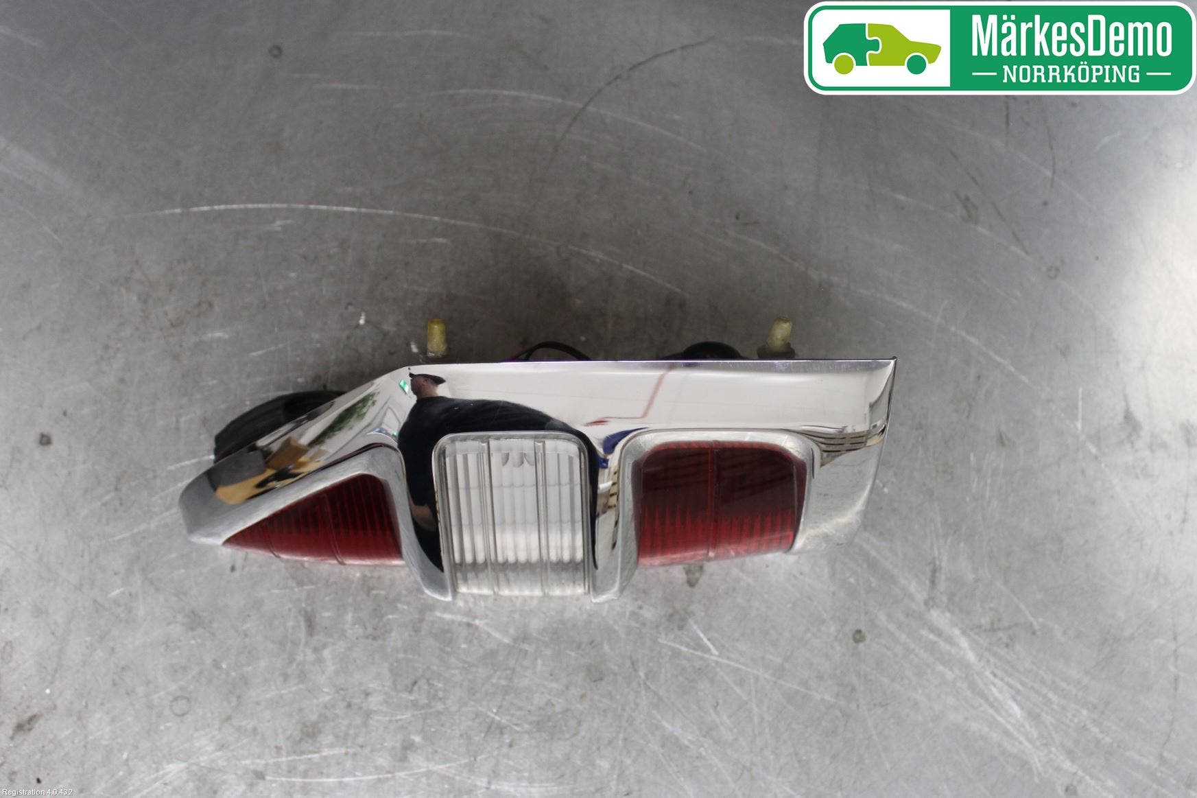 Mitsubishi PAJERO  99-06 Backlampa