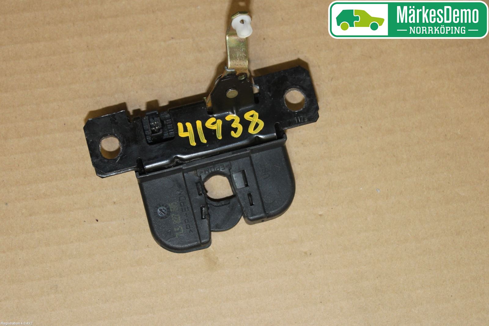 Porsche CAYENNE 03- Låskista Baklucka